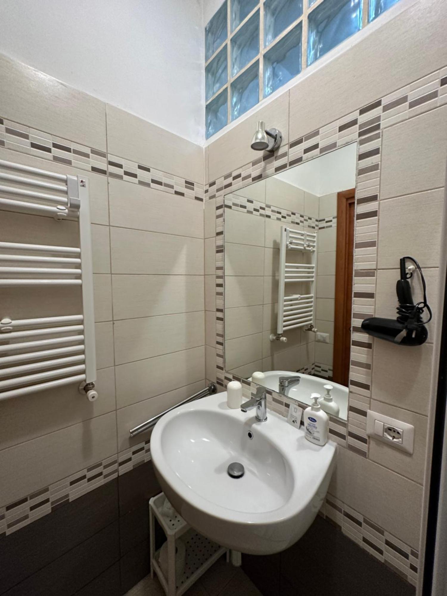 Al Porto Di Roma B&B Lido di Ostia Exterior photo